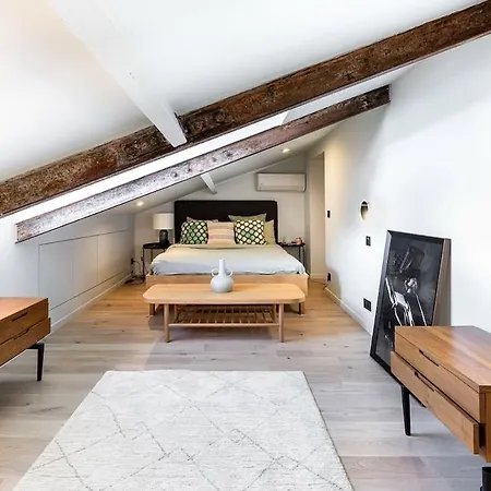 Garibaldi Elegant Duplex With A Soothing View Ac Apartmán
