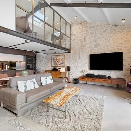 Apartmán Garibaldi Elegant Duplex With A Soothing View Ac *