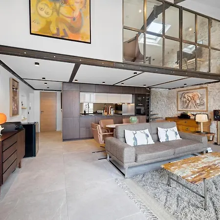 Garibaldi Elegant Duplex With A Soothing View Ac *