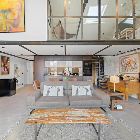 Apartmán Garibaldi Elegant Duplex With A Soothing View Ac *
