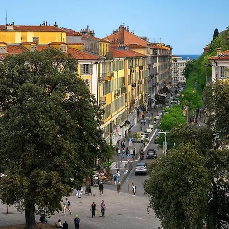 Apartmán Garibaldi Elegant Duplex With A Soothing View Ac